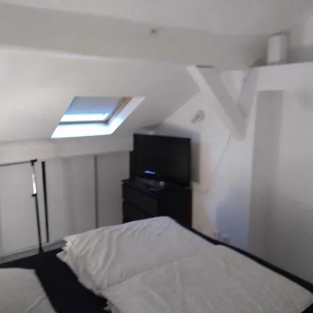 Meurisse 7 Apartment