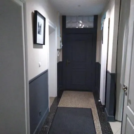 Meurisse 7 アパート *